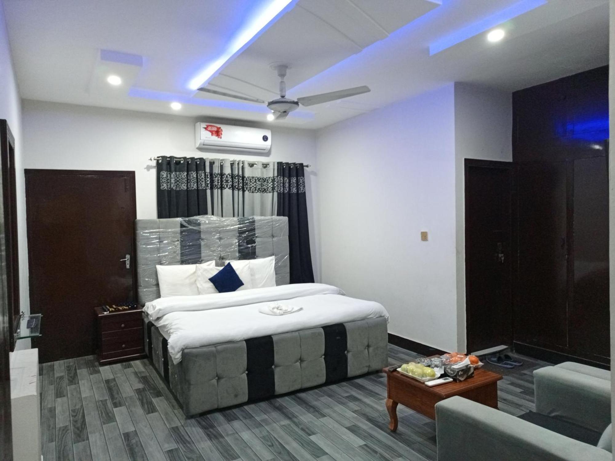 Decent Lodge Guest House Islamabad Zewnętrze zdjęcie