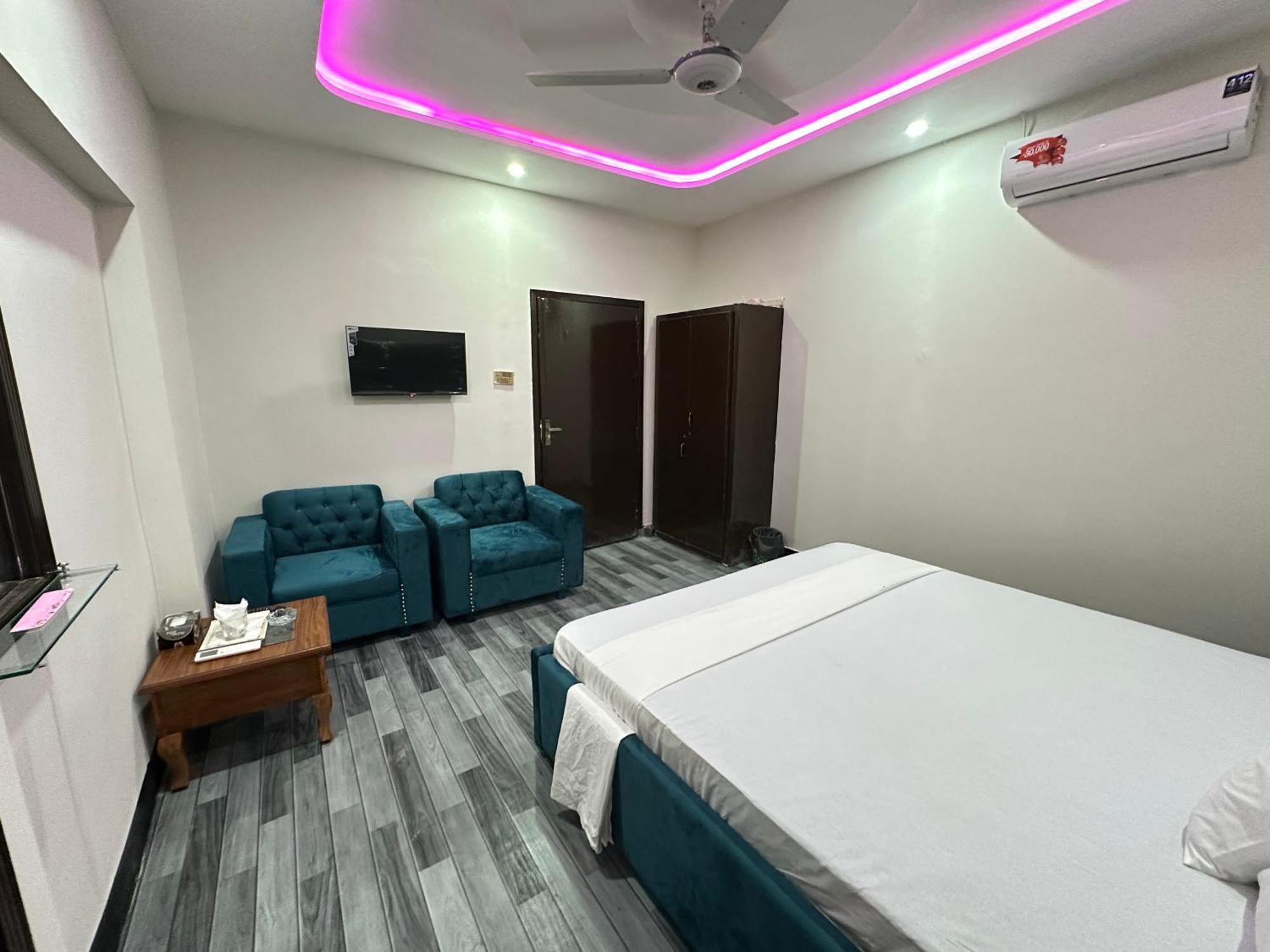 Decent Lodge Guest House Islamabad Zewnętrze zdjęcie