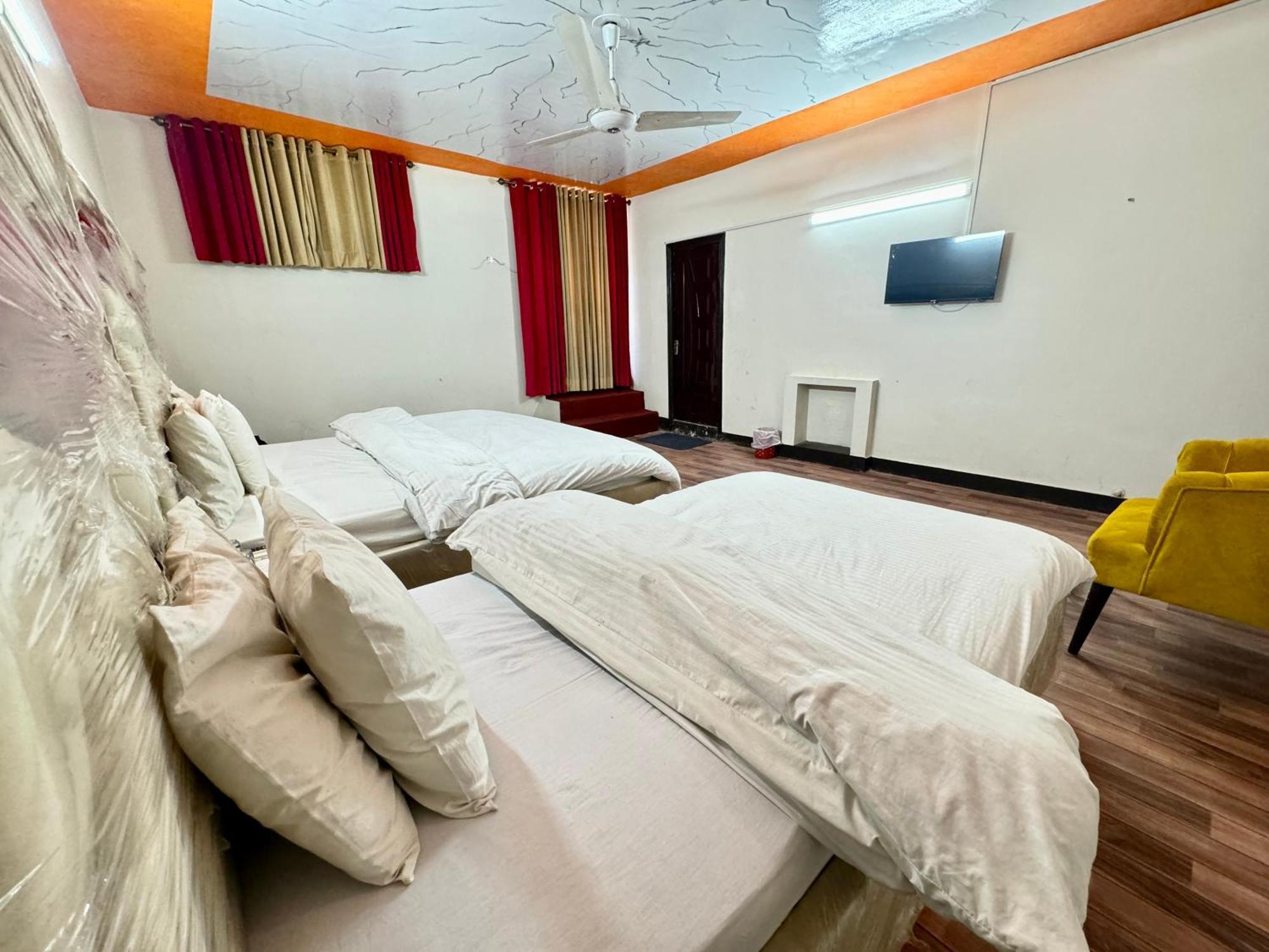 Decent Lodge Guest House Islamabad Zewnętrze zdjęcie