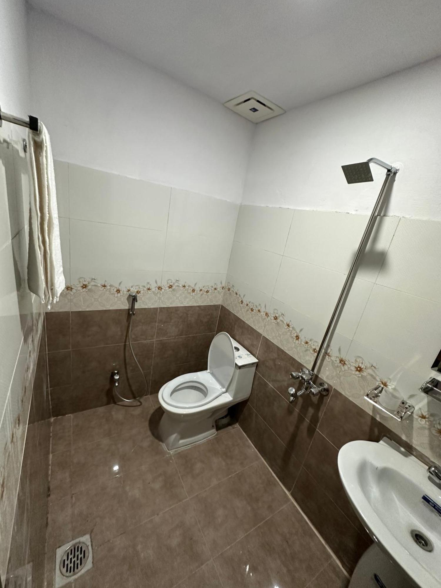 Decent Lodge Guest House Islamabad Zewnętrze zdjęcie