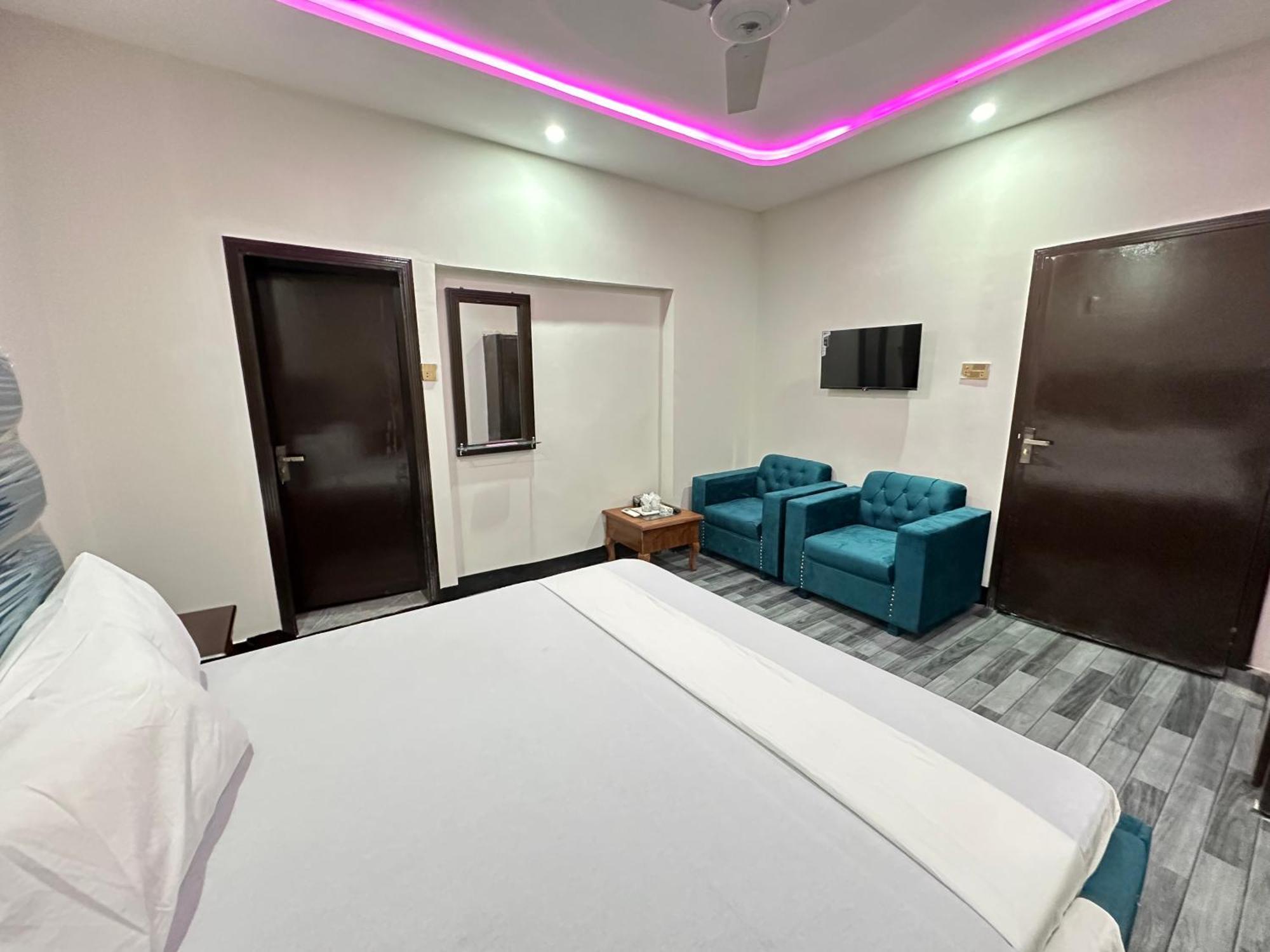 Decent Lodge Guest House Islamabad Zewnętrze zdjęcie