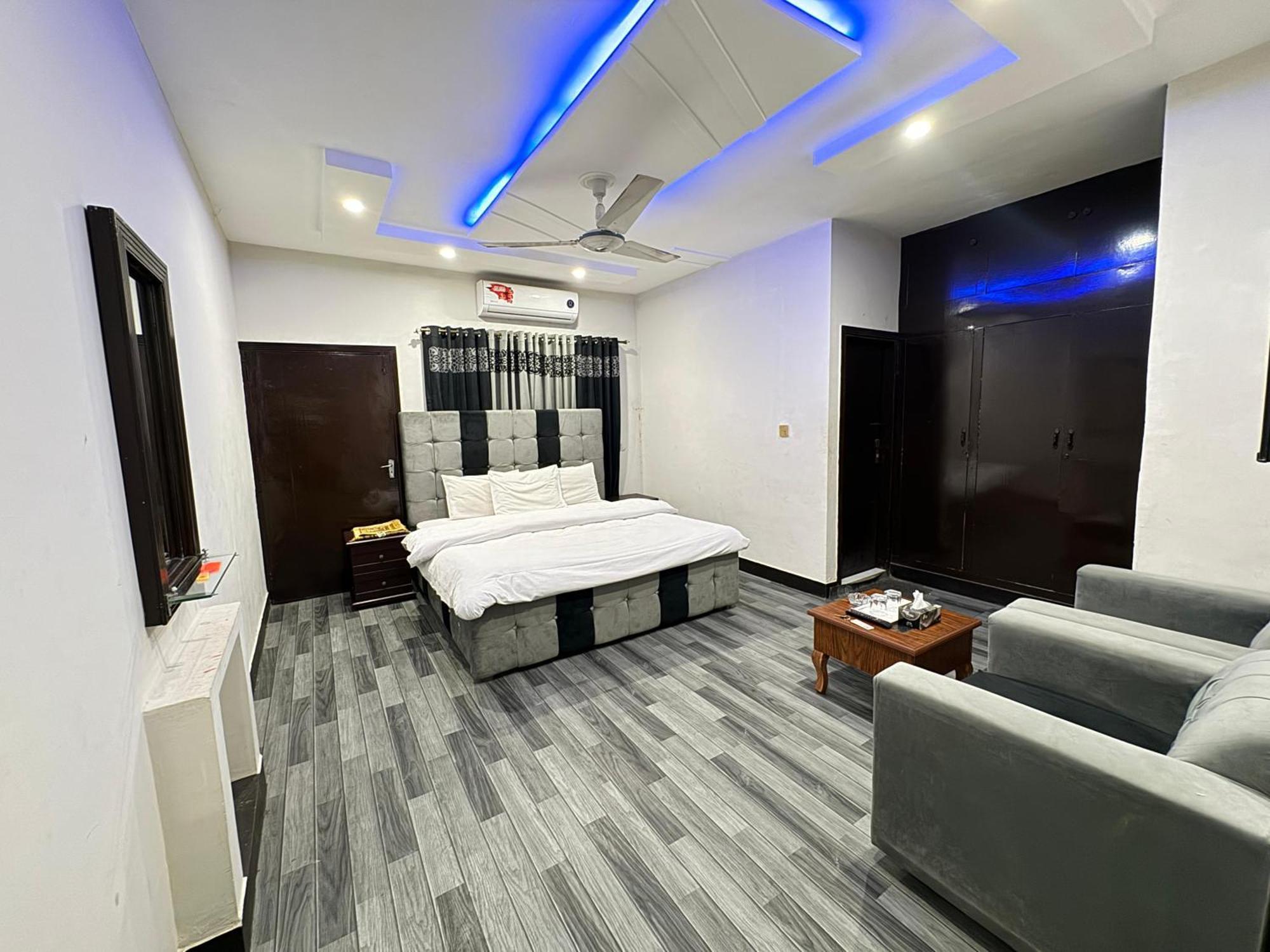 Decent Lodge Guest House Islamabad Zewnętrze zdjęcie